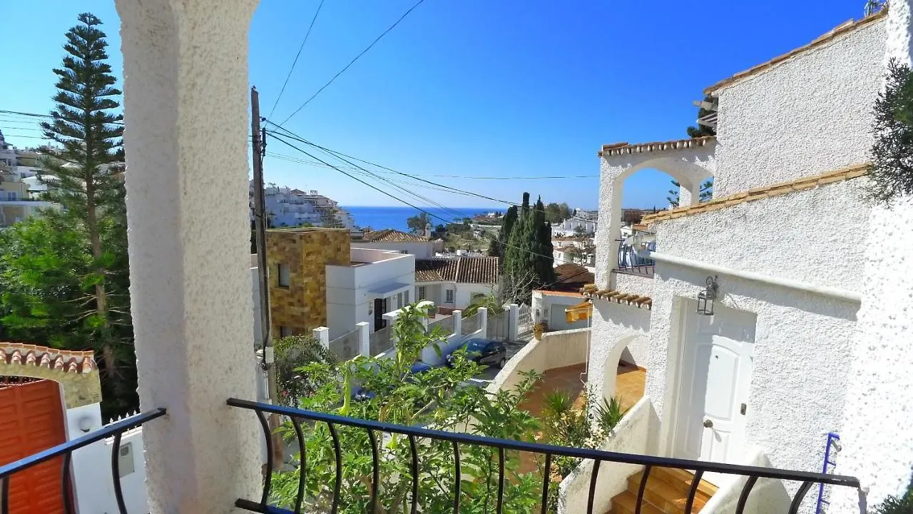 Los Almendros Nerja 0*,