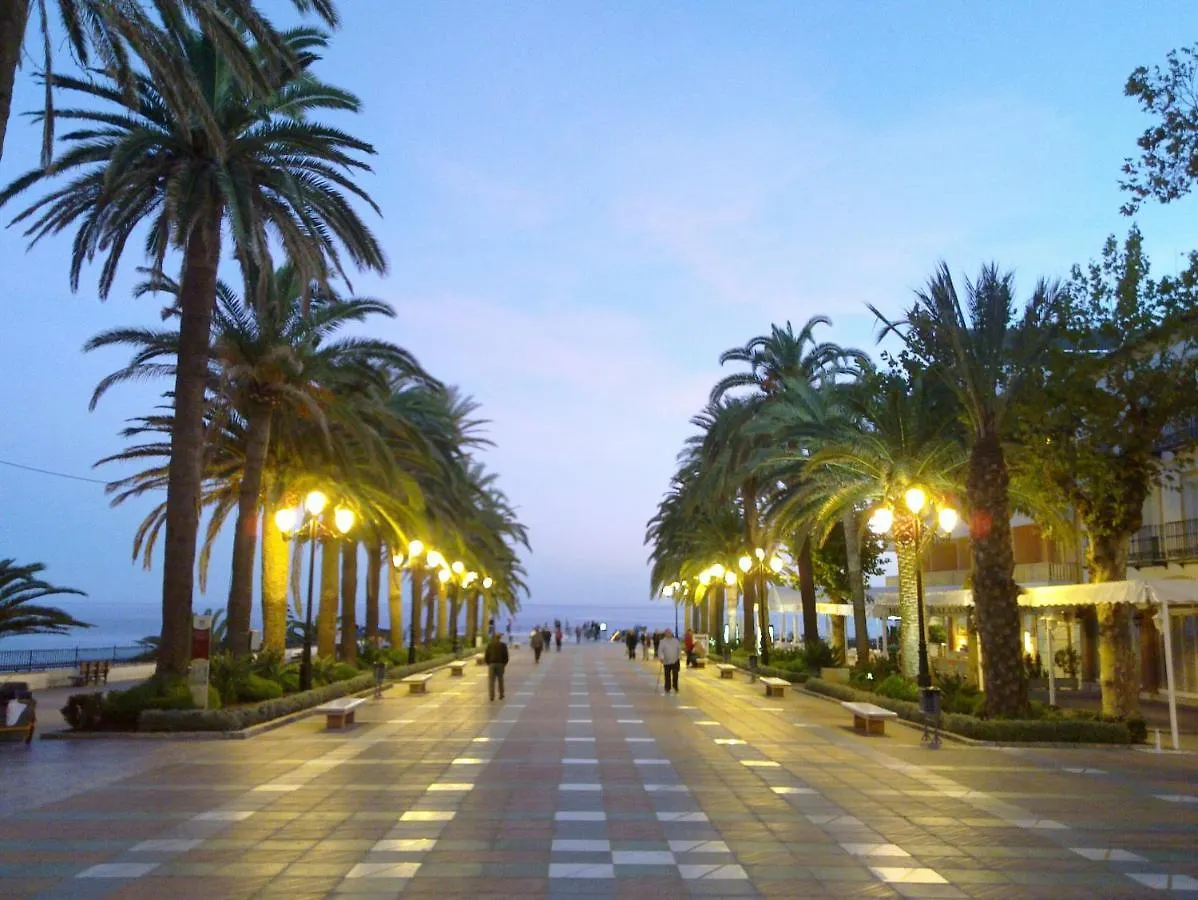 Apartment Los Almendros Nerja